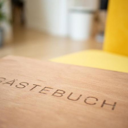 Loewe Apartment Gelb Tiengen Altstadt Waldshut-Tiengen Buitenkant foto