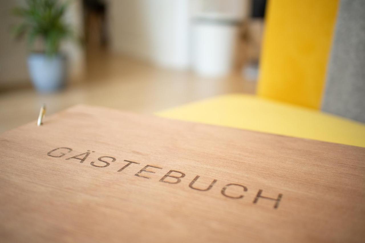 Loewe Apartment Gelb Tiengen Altstadt Waldshut-Tiengen Buitenkant foto