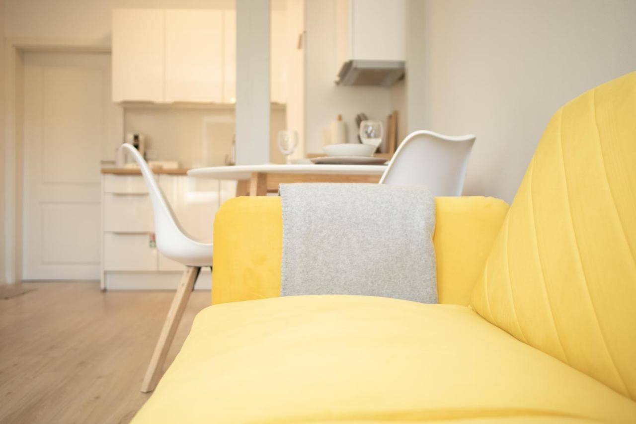 Loewe Apartment Gelb Tiengen Altstadt Waldshut-Tiengen Buitenkant foto