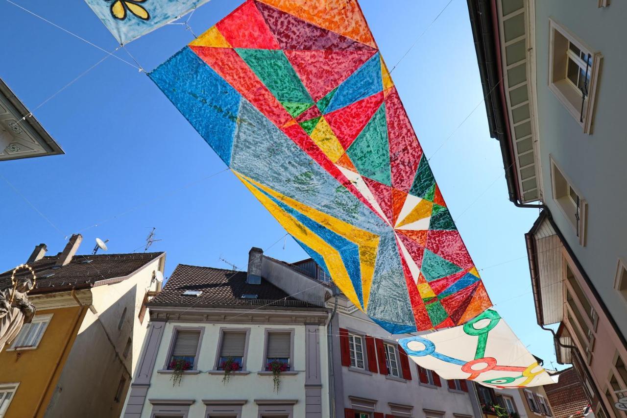 Loewe Apartment Gelb Tiengen Altstadt Waldshut-Tiengen Buitenkant foto