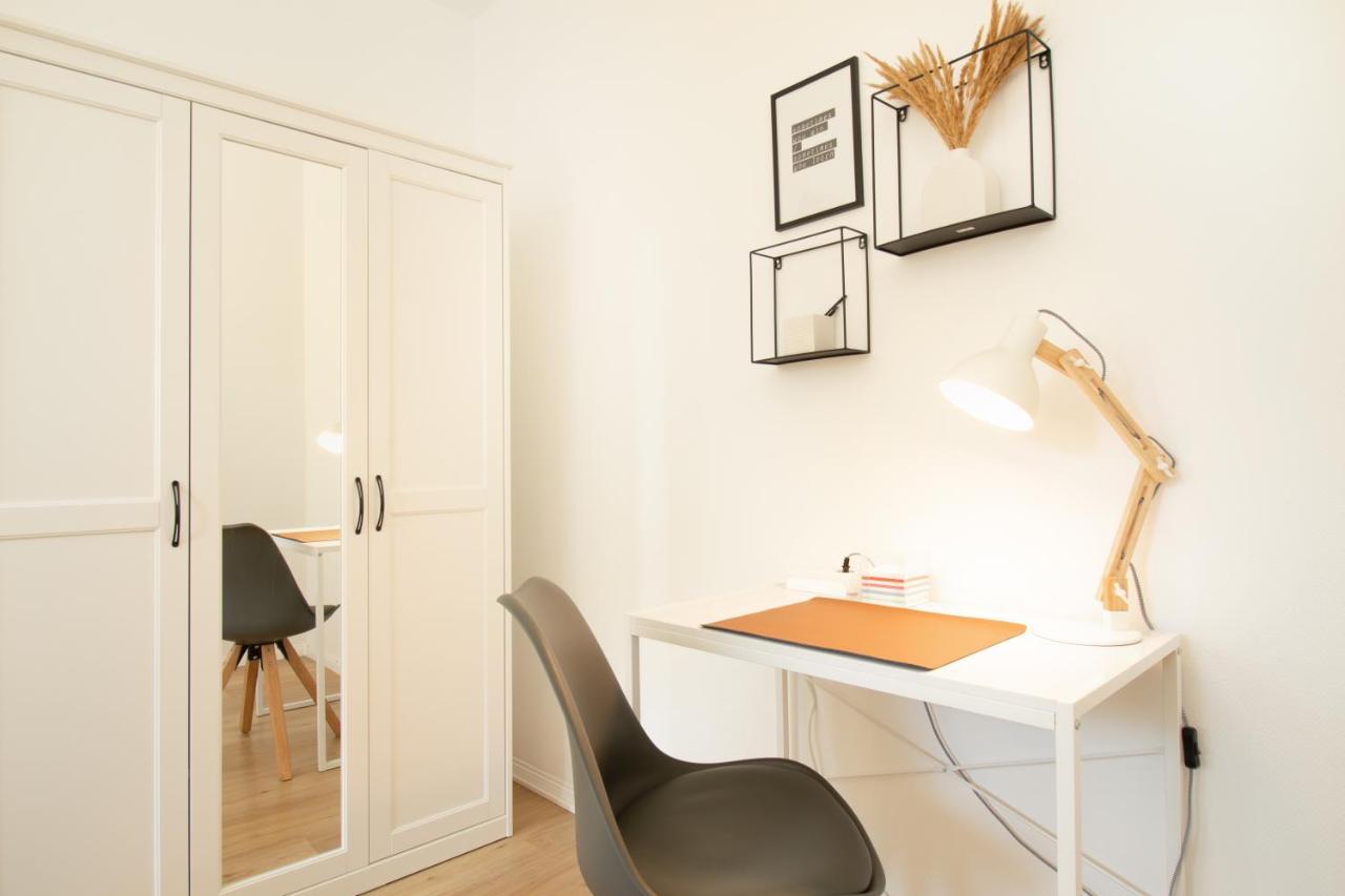 Loewe Apartment Gelb Tiengen Altstadt Waldshut-Tiengen Buitenkant foto