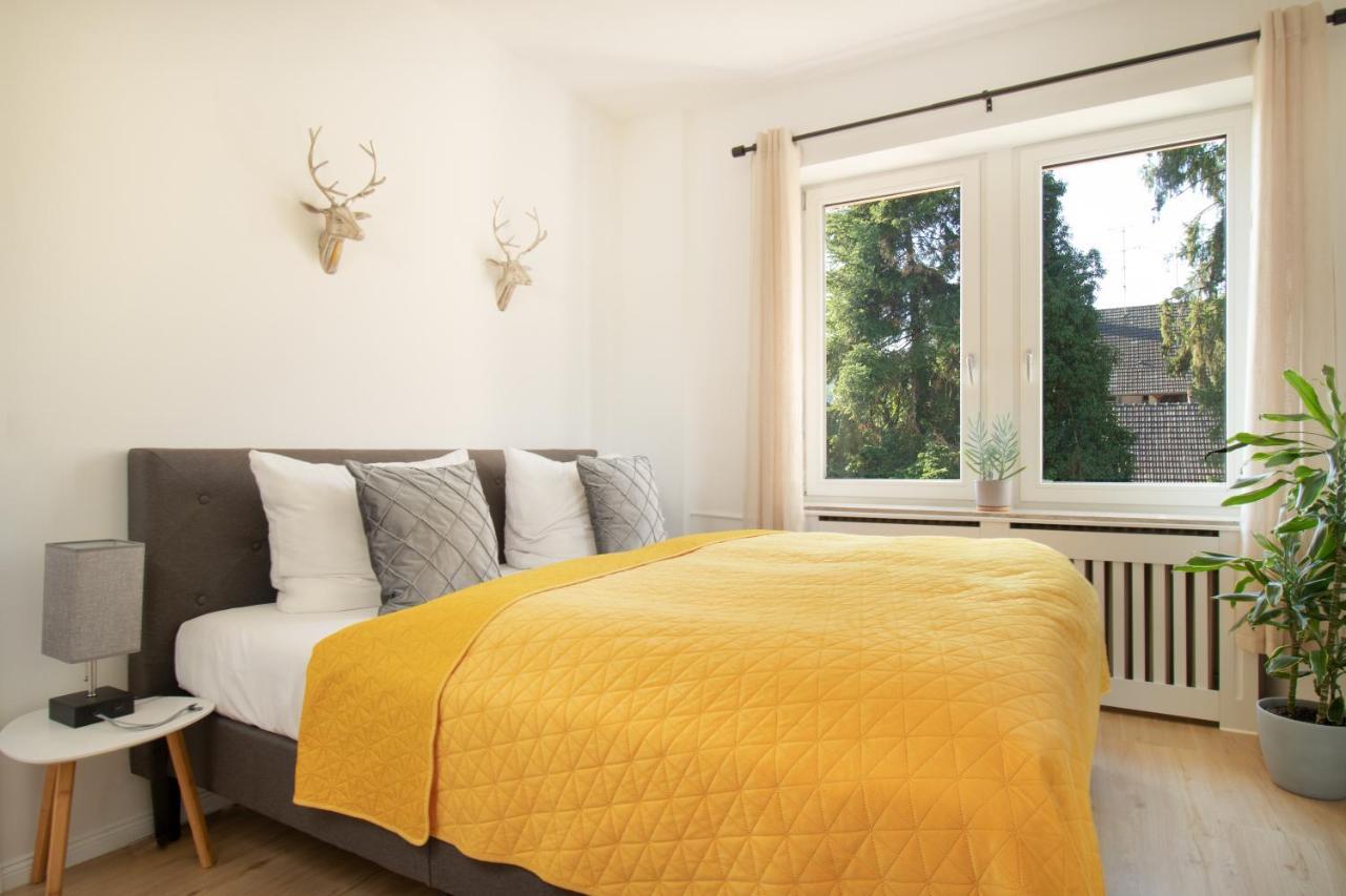 Loewe Apartment Gelb Tiengen Altstadt Waldshut-Tiengen Buitenkant foto